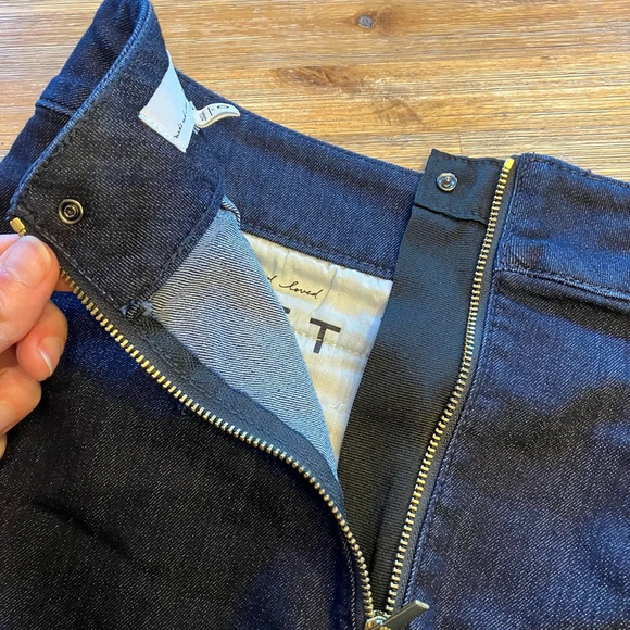 LOFT dark denim‎ mini skirt - Picture 5 of 6